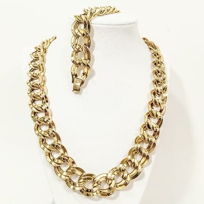 Estate Jewelry 1 17732408426 106dabafc3 w